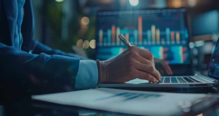 グループ連結管理プラットフォーム